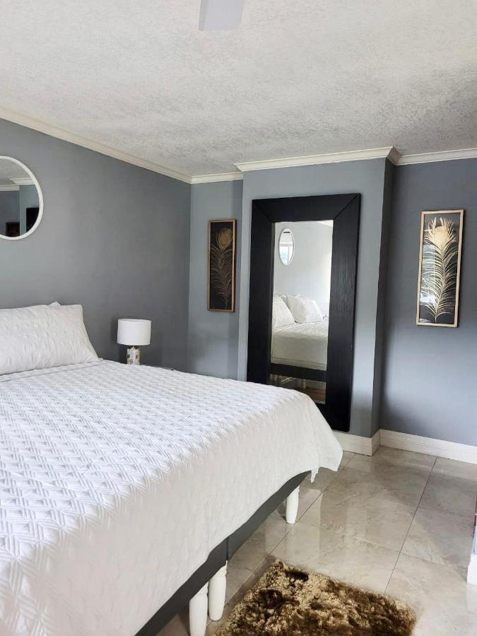 Studio 6 At Turtle Beach Towers Ocho Rios Buitenkant foto